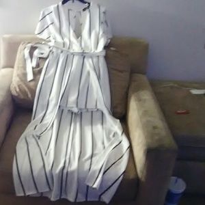 Long shorts/dress outfit